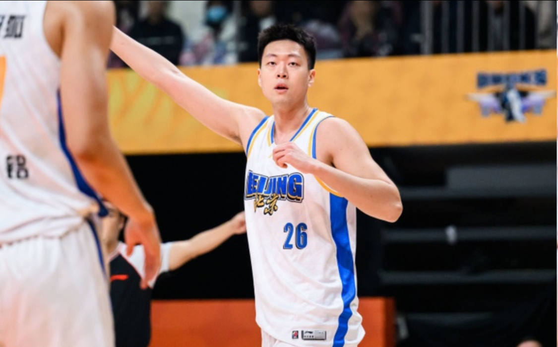 开云-有压力了?丘天复出+京城球二代被激活,600万先生砍6+6证明自己